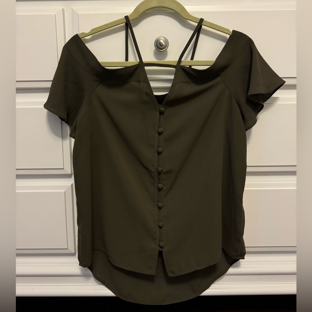 Express Top - Picture 2 of 3
